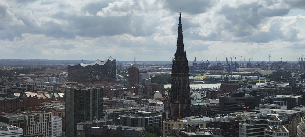 Bild aus der Serie Hauptkirche St. Machelis